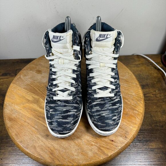 Nike Dunk Sky Hi Armory Navy Blue Women's Size 7 Shoe‎ Sneakers 585560-100 - Picture 2 of 8